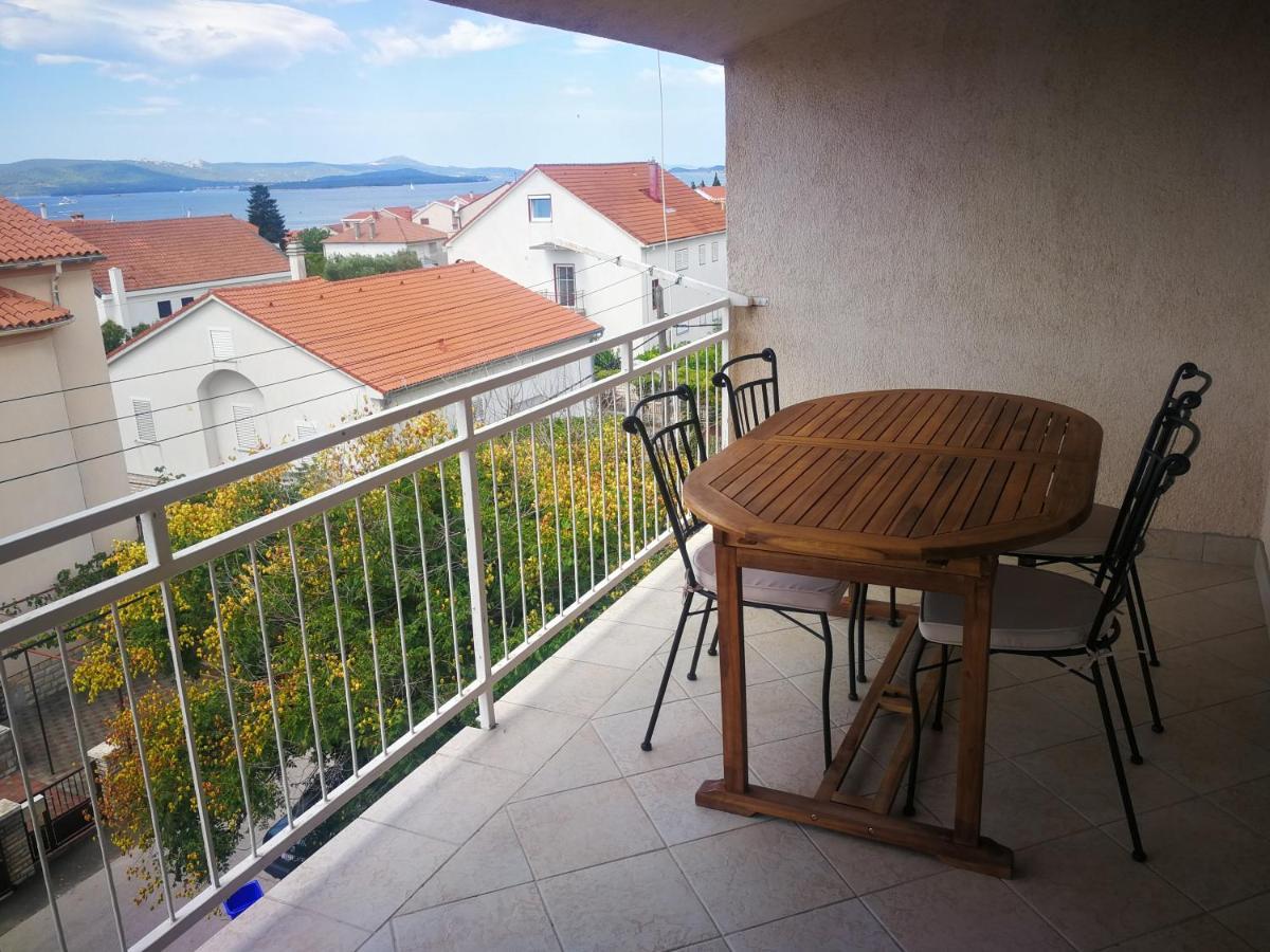 Apartmani Nea Biograd Na Moru Extérieur photo