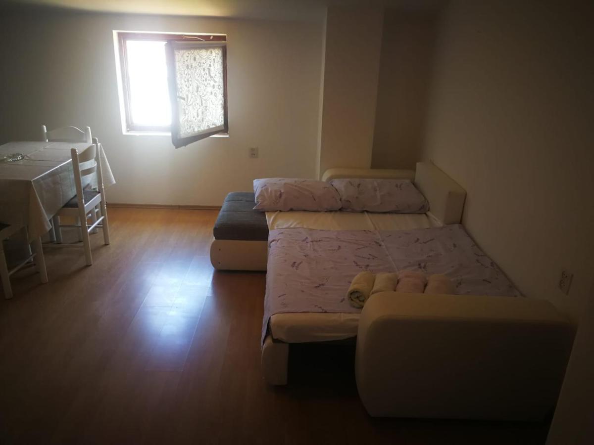 Apartmani Nea Biograd Na Moru Extérieur photo